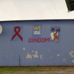 Hinweisschild auf Kondome