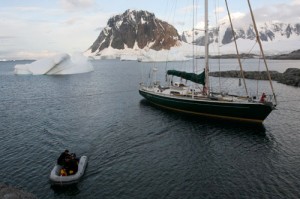 The antarctic expedition sailing ship