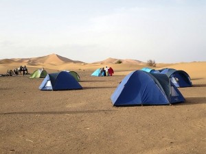 Camping in der Wüste beim Kamel-Trekking