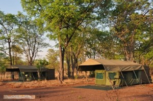 Unser komfortables Zelt Camp im Kazuma Pan Nationalpark