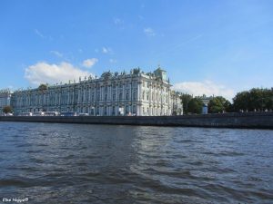 die Eremitage an der Newa in St. Petersburg