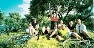 Bikepause mit Kopfstand