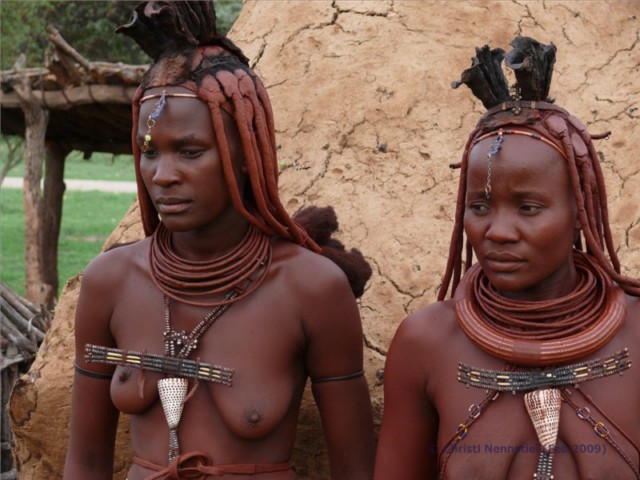 Namibia: Opuwo - Begegnung mit Himbas, einem halbnomadischem Hirtenvolk