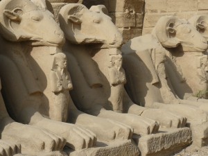 Widdershpingen in Karnak