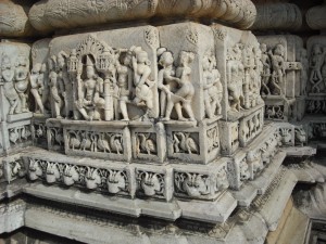 Erotik am Jain Tempel