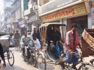 Tuktuk- und Rikschaverkehr
