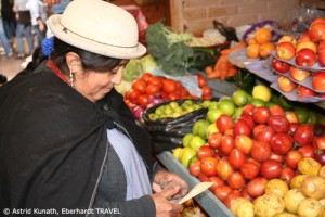 Einheimischer Obst- und Gemüsemarkt in Otavalo - köstlich!