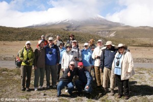 Unsere Reisegruppe am Vulkan Cotopaxi in Ecuador