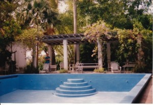 Hemingways Pool