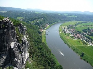 Blick von der Bastei auf die Elbe