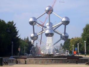 das Atomium von Nahem 