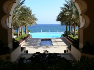 Der überragende Ausblick vom Al Husn Hotel auf den Golf von Oman.