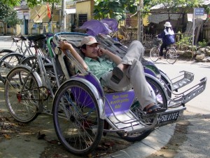 Rikschafahrer in Hanoi