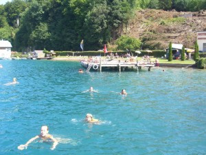 Baden im Faaker See