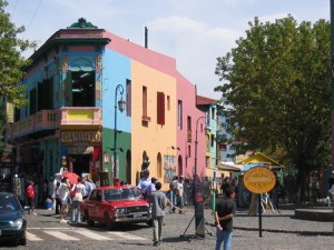 während meiner Sprachreise entdeckt - farbiges Haus in Buenos Aires