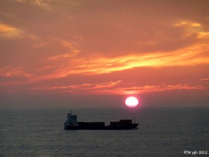 Sonnenaufgang vor Gibraltar