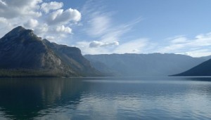 Immer wieder wunderschöne Seen auf unsrer Reise durch den Westen Kanadas