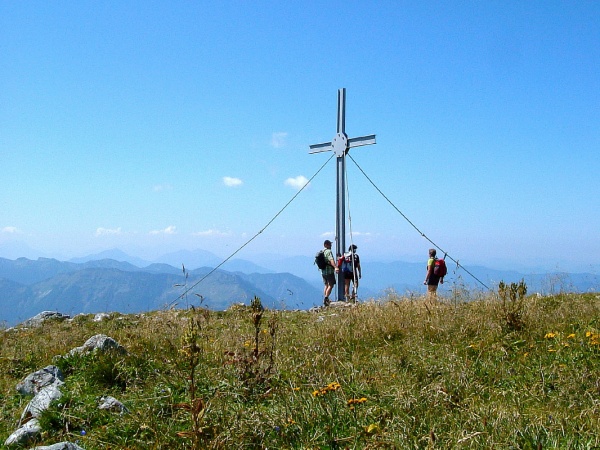Gipfelkreuz auf dem Ötscher (1.893 m)