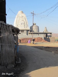 ein Tempel auf dem Weg nach Aurangabad