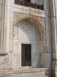 die Imitation des Taj Mahal aus Sandstein