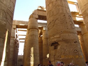 Berühmte Säulen im Karnak Tempel