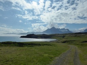 Wege an den Ostfjorden in Island