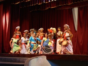 Kandy Dancers