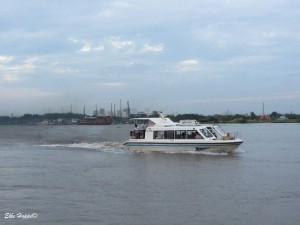Saigon Fluss im der Abenddämmerung