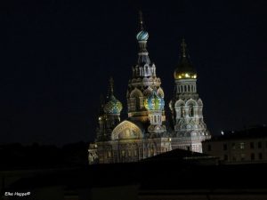 die Christi Auferstehungs Kirche bei Nacht