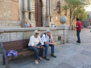 ein Ruheplatz vor dem Rathaus