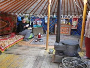 Jurte in der Mongolei bei der Singlereise
